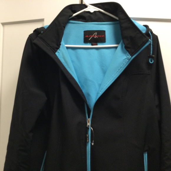 Like New Ladies Alpine Tek Jacket - Picture 1 of 15